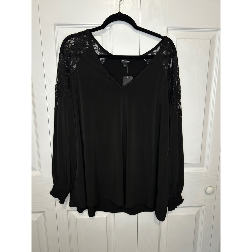 Torrid Black Lace Shoulder V-Neck Blouse Long Sleeve Smocked Cuff Top Size 1 1X